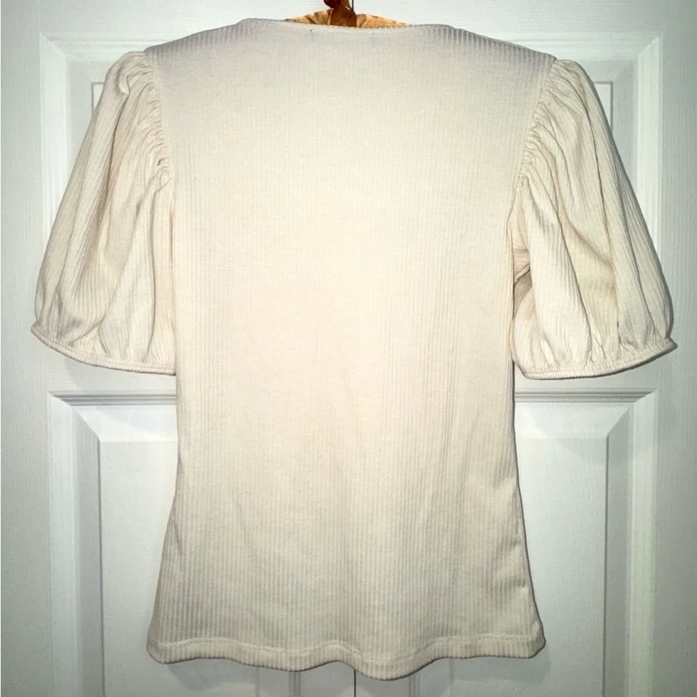Zara beige/stone puff sleeve ribbed stretch tshirt size S